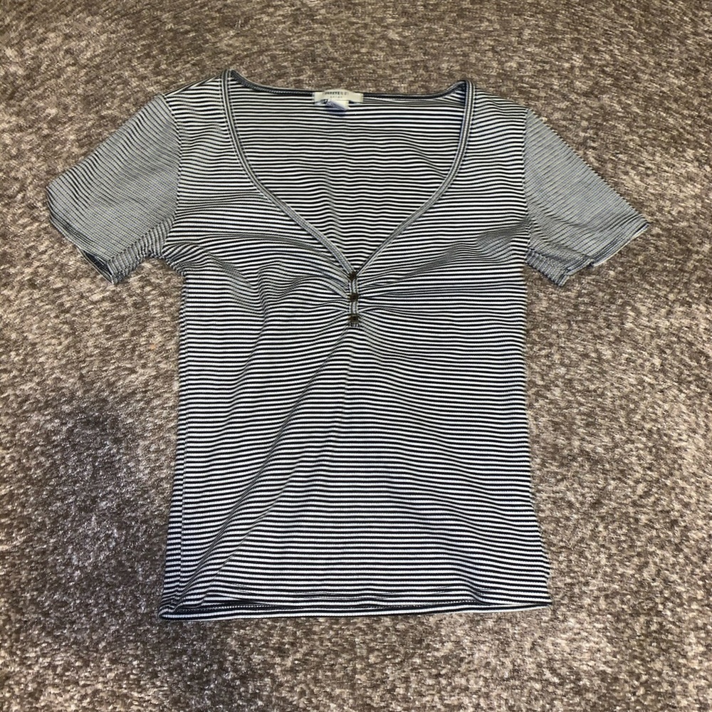 Forever 21 v-neck